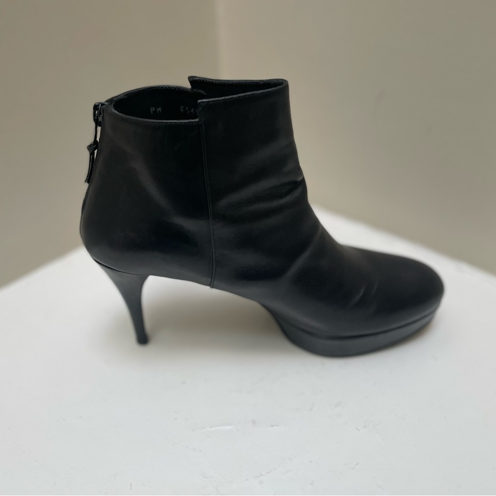 Stuart Weitzman Swell Platform Bootie 10m - image 6